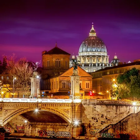 Vaticano Julia Guest House